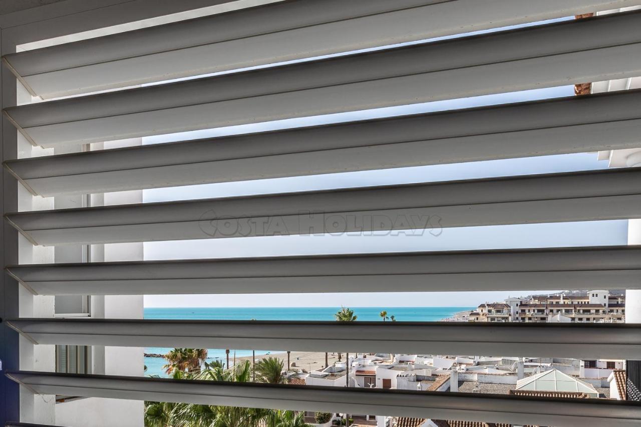 Marina Real 161 Apartment Манилва Екстериор снимка